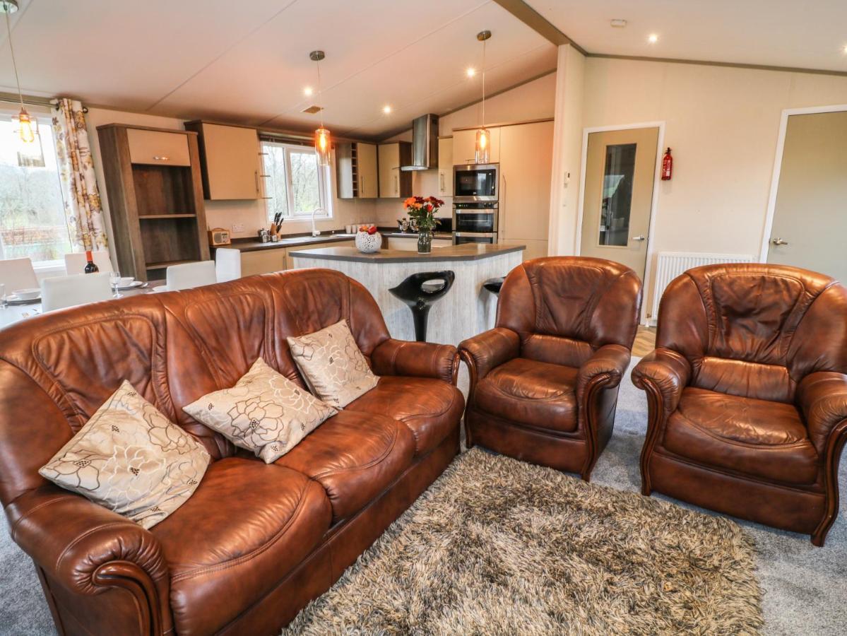 Braeburn Lodge Winkleigh Екстериор снимка