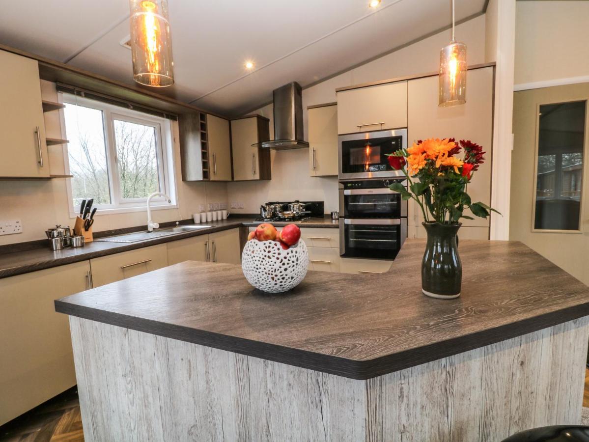 Braeburn Lodge Winkleigh Екстериор снимка